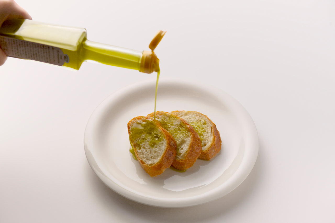 海と山のオリーブヌーヴォー【2025年12月 新物】@4700円/1セット（税込・送料込）